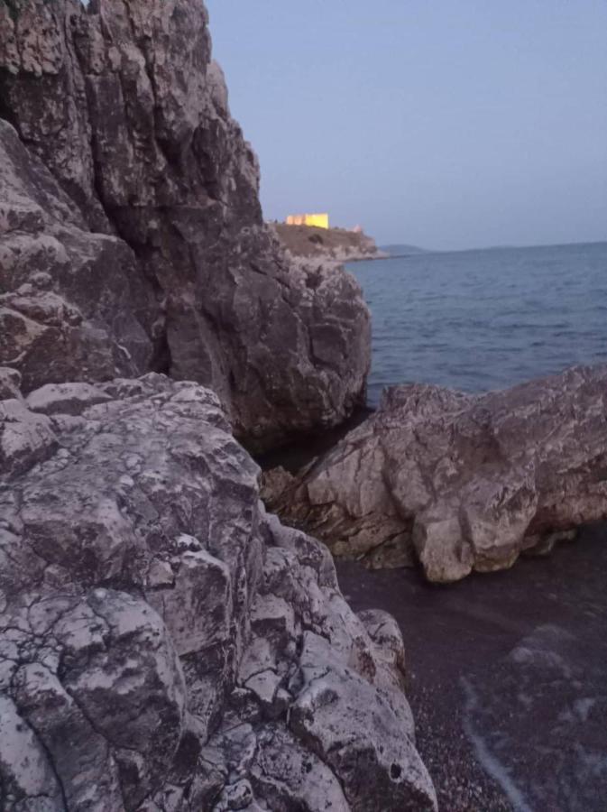 Once Upon A Rock Holiday home *